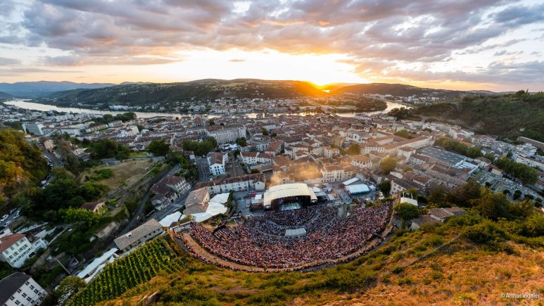 Discover the full program for Jazz à Vienne 2026!