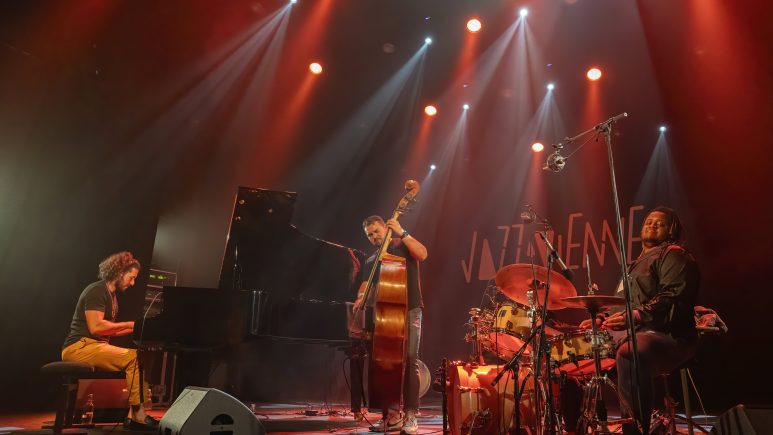 2023_07_12_Emmet Cohen Trio©PCV_Philippe SASSOLAS_05172d-min.jpg