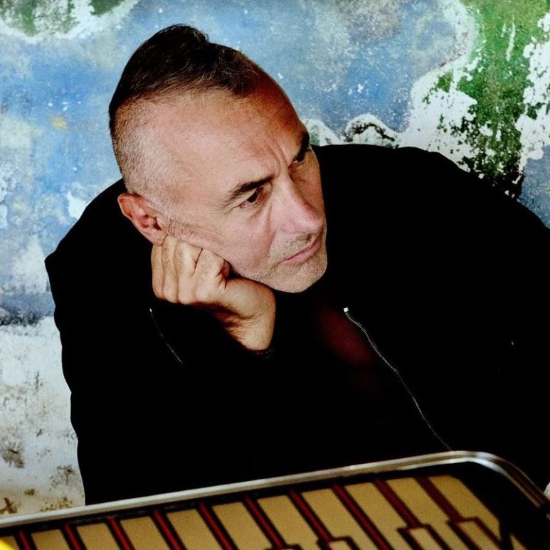 Yann Tiersen 
Portico Quartet 
