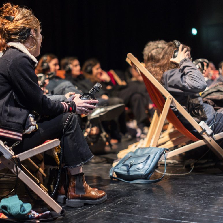 Poésie couchée sur Musique en Transat