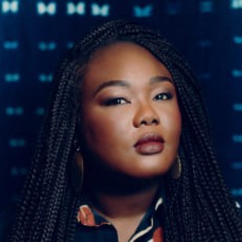 Séance d'écoute de vinyles avec Katia Dansoko Touré