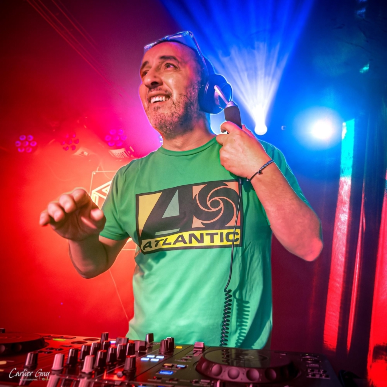 Mojazz feat. Bryce Wax