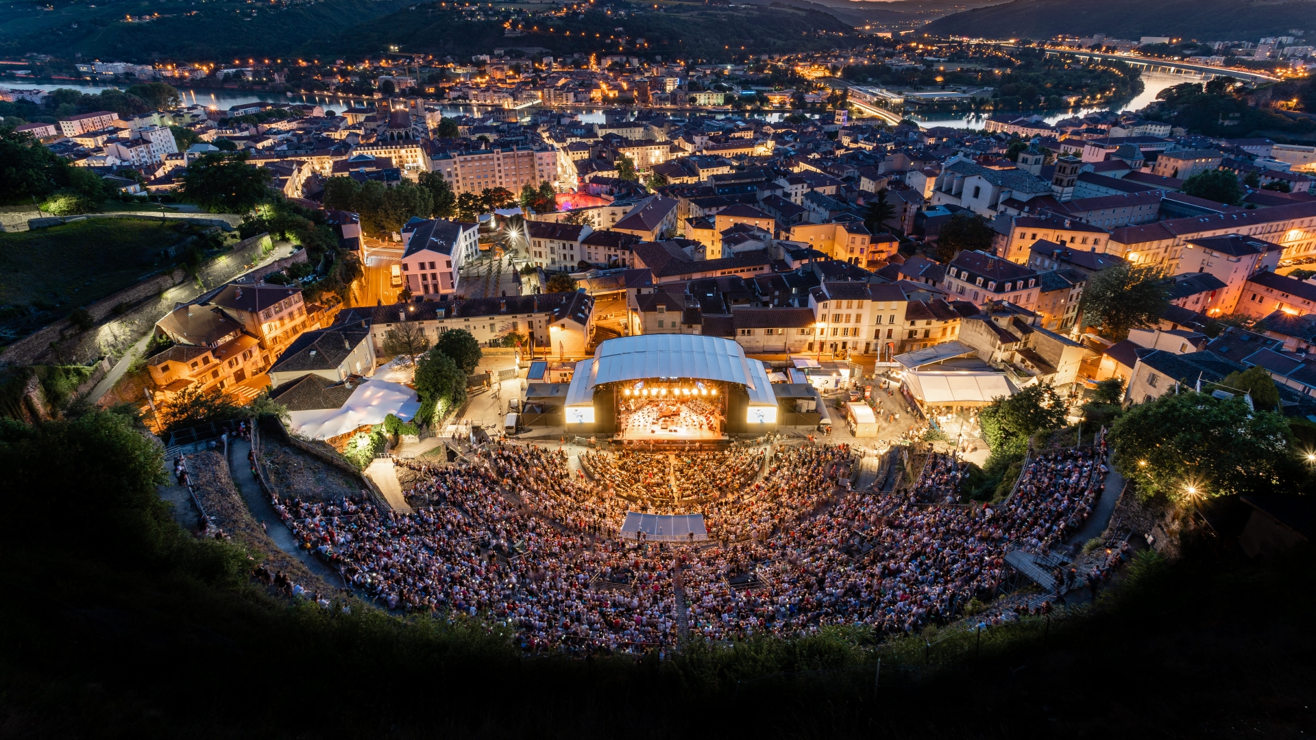 La saison Jazz à Vienne 2022 - 2023 est lancée ! La saison Jazz à Vienne 2022 - 2023 est lancée !