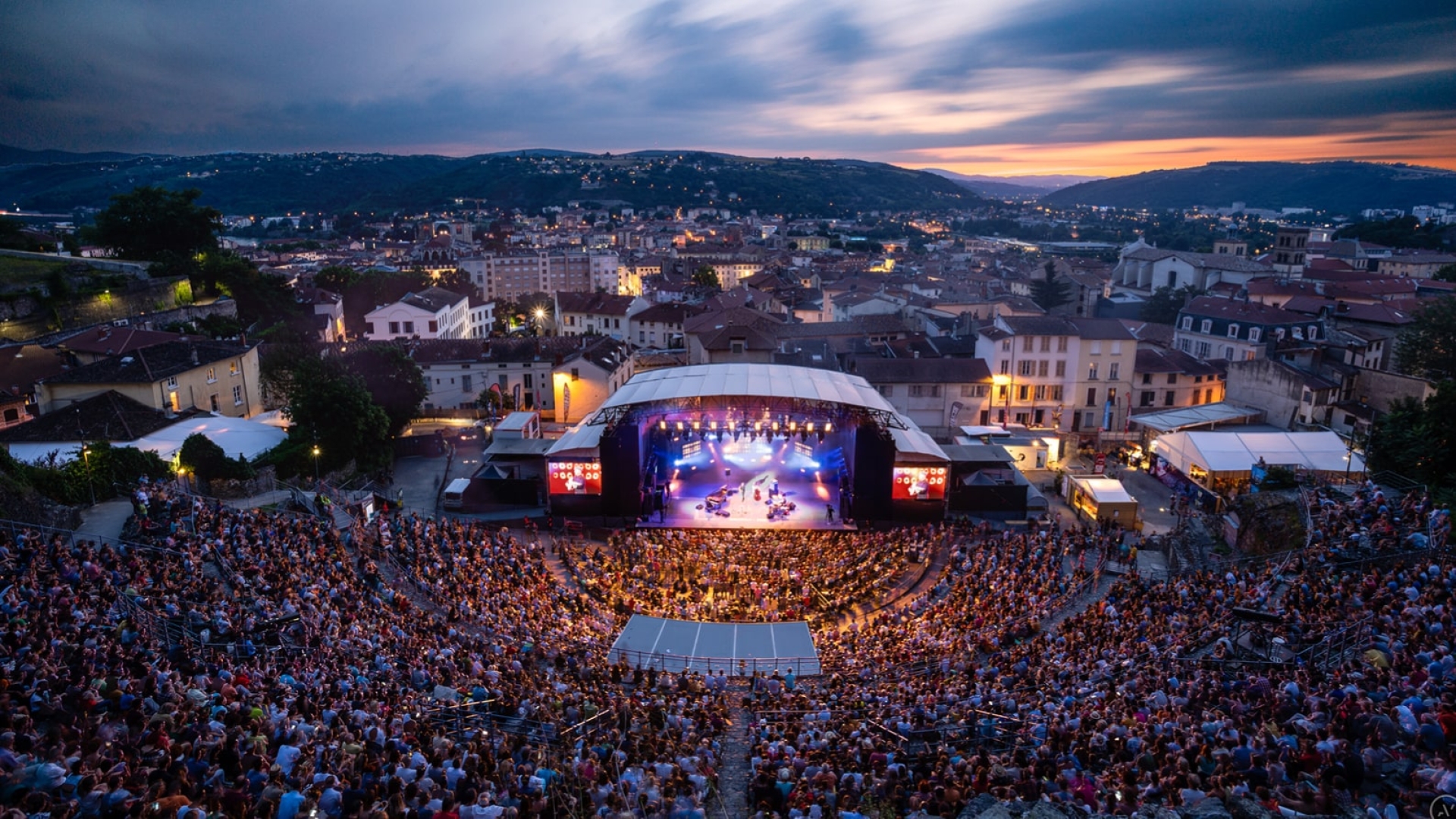 Théâtre Antique - Programmation 2024 en vidéo Théâtre Antique - Programmation 2024 en vidéo