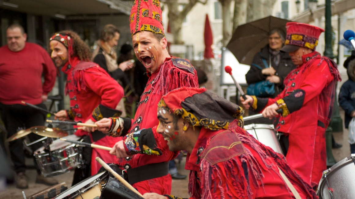 « Les Guerriers Tambourinaires » « Les Guerriers Tambourinaires »