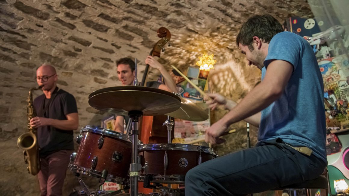 Llum Trio 